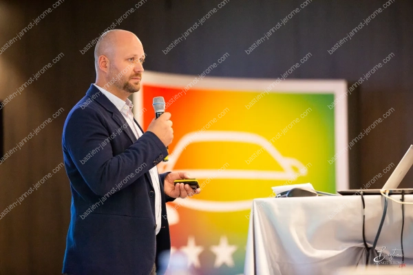 Photographe & Vidéaste d’Entreprise à Nice : Reportage Événementiel sur la Côte d’Azur